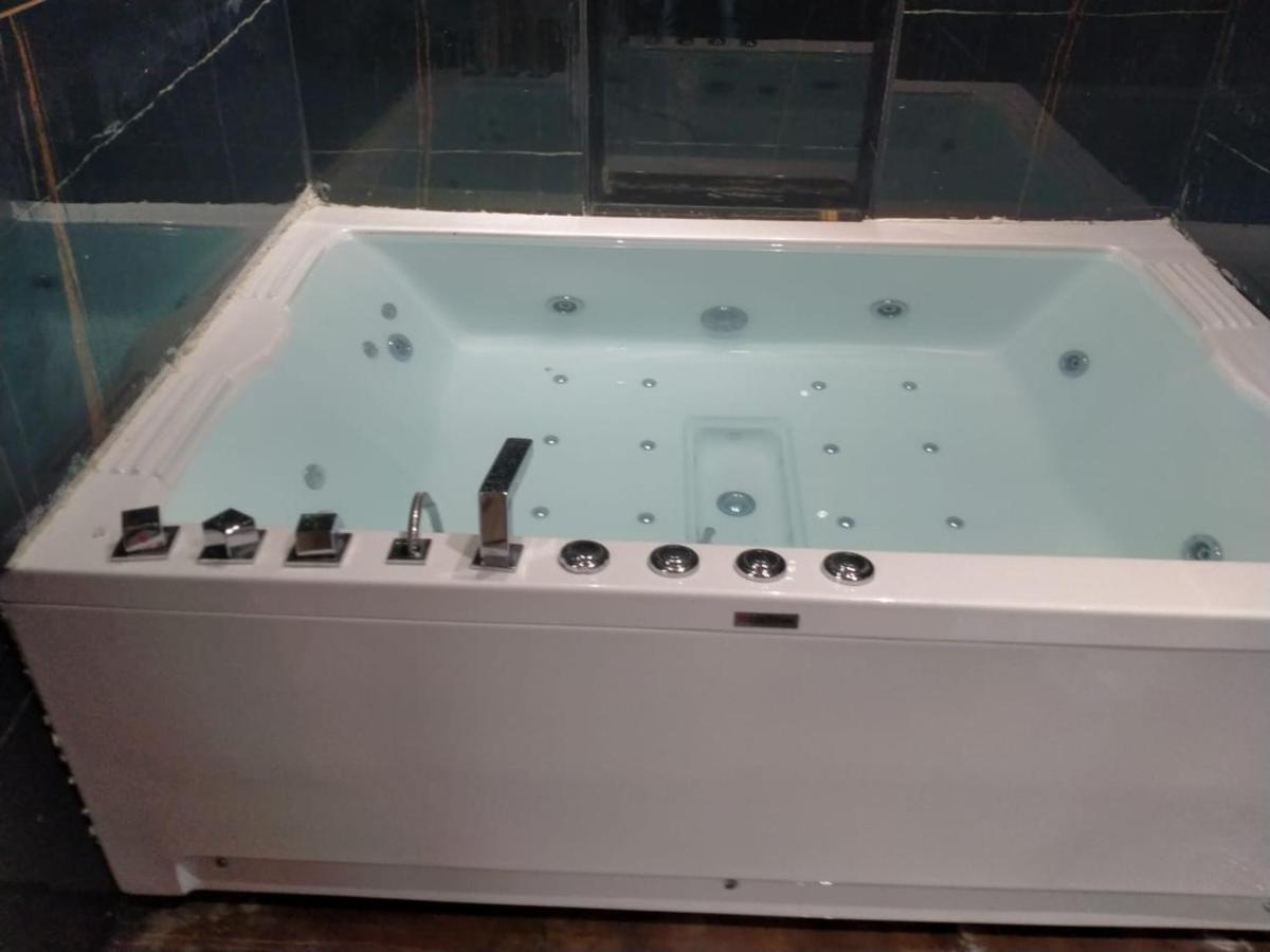 Hotel Pepper Hisār Kültér fotó